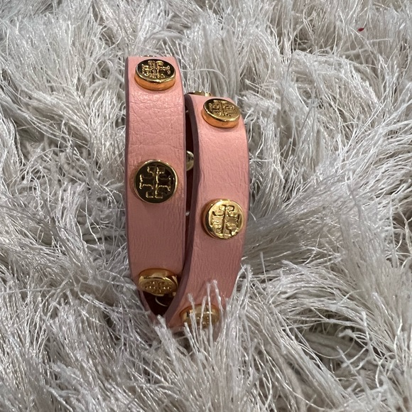 Tori Burch Leather Double Wrap Logo Bracelet - Picture 3 of 4